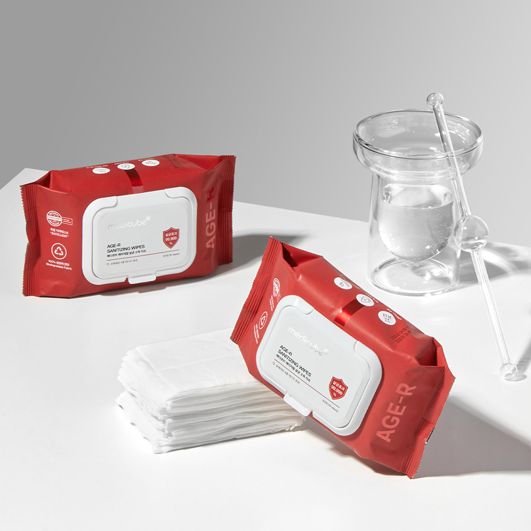 cleansing-wipes-h8 1_3_edcccbac-f889-4382-b5de-460e1895b4a1.png