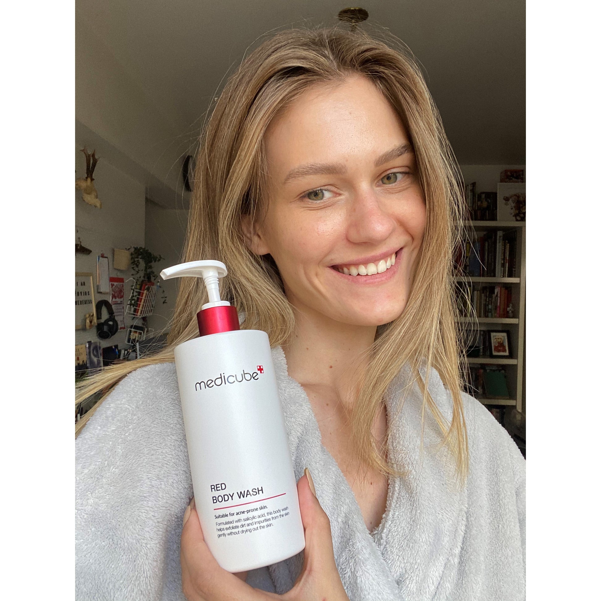red-line-ultimate-face-and-body-care-set-a6 redbodywash_tn3_56d2342d-3584-4245-8859-53cd1e06976f.jpg